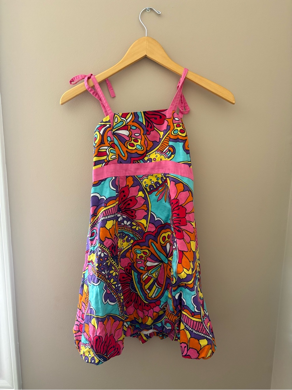 Lilly Pulitzer Girl Bright Floral Paisley Sundress - Pink/Turquoise Bubble skirt
